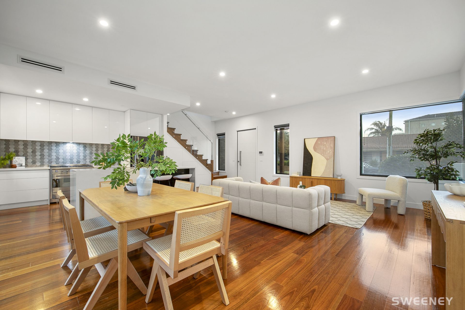 1B Myrtle Grove, Altona - Thumbnail 5