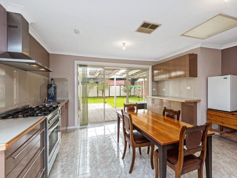 110 McIntosh Road, Altona North - Thumbnail 4