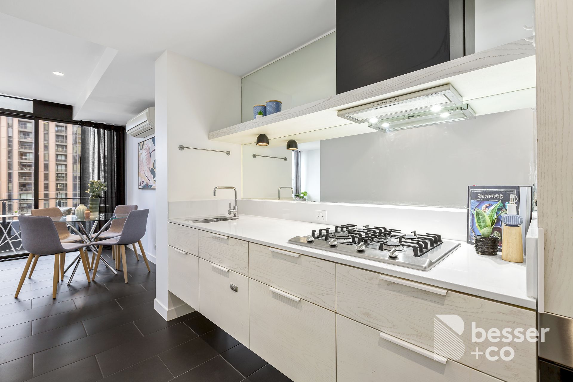 906/22 Dorcas Street, South Melbourne - Thumbnail 5