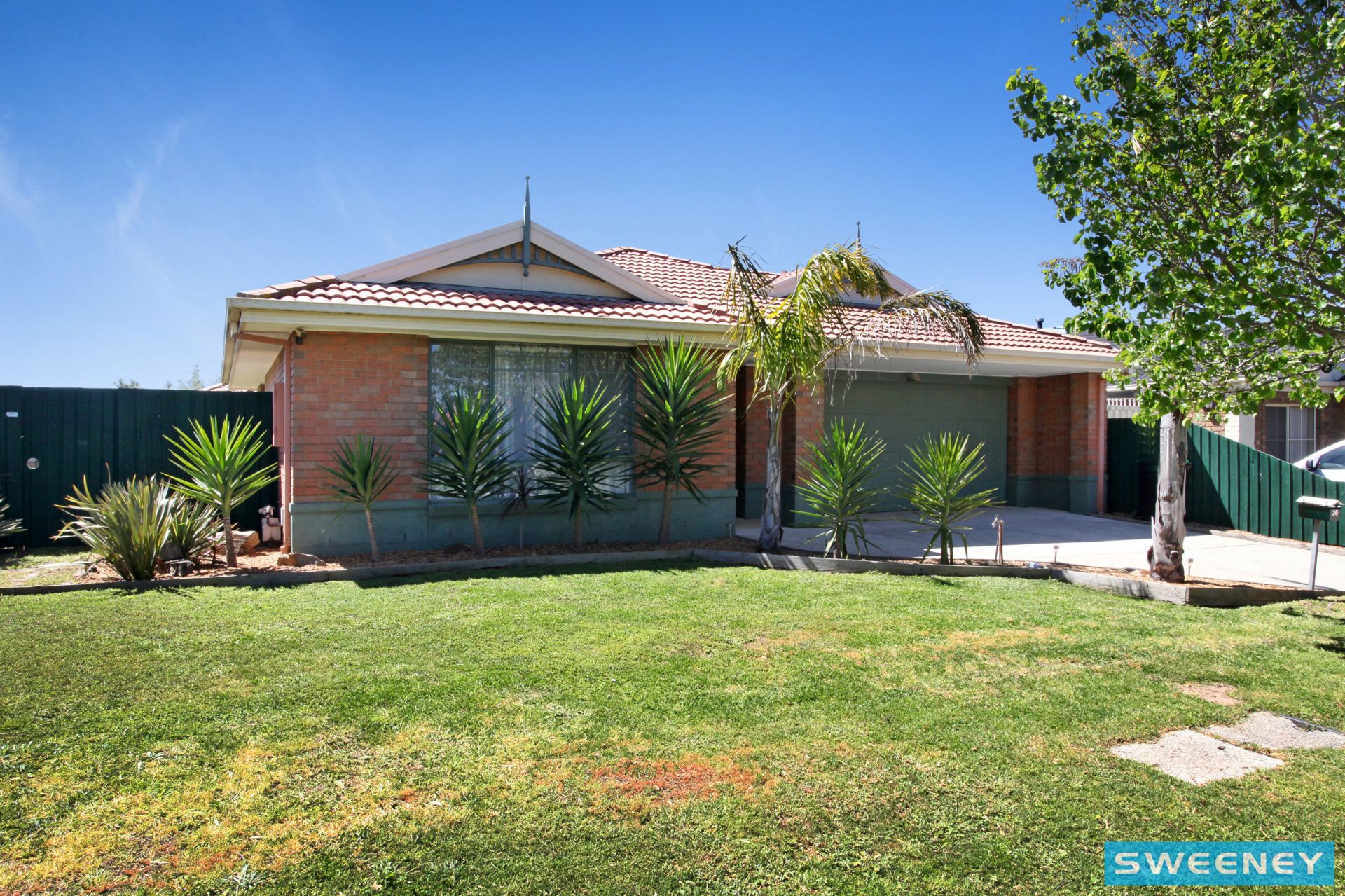 26 Graman Way, Taylors Hill - Thumbnail 2