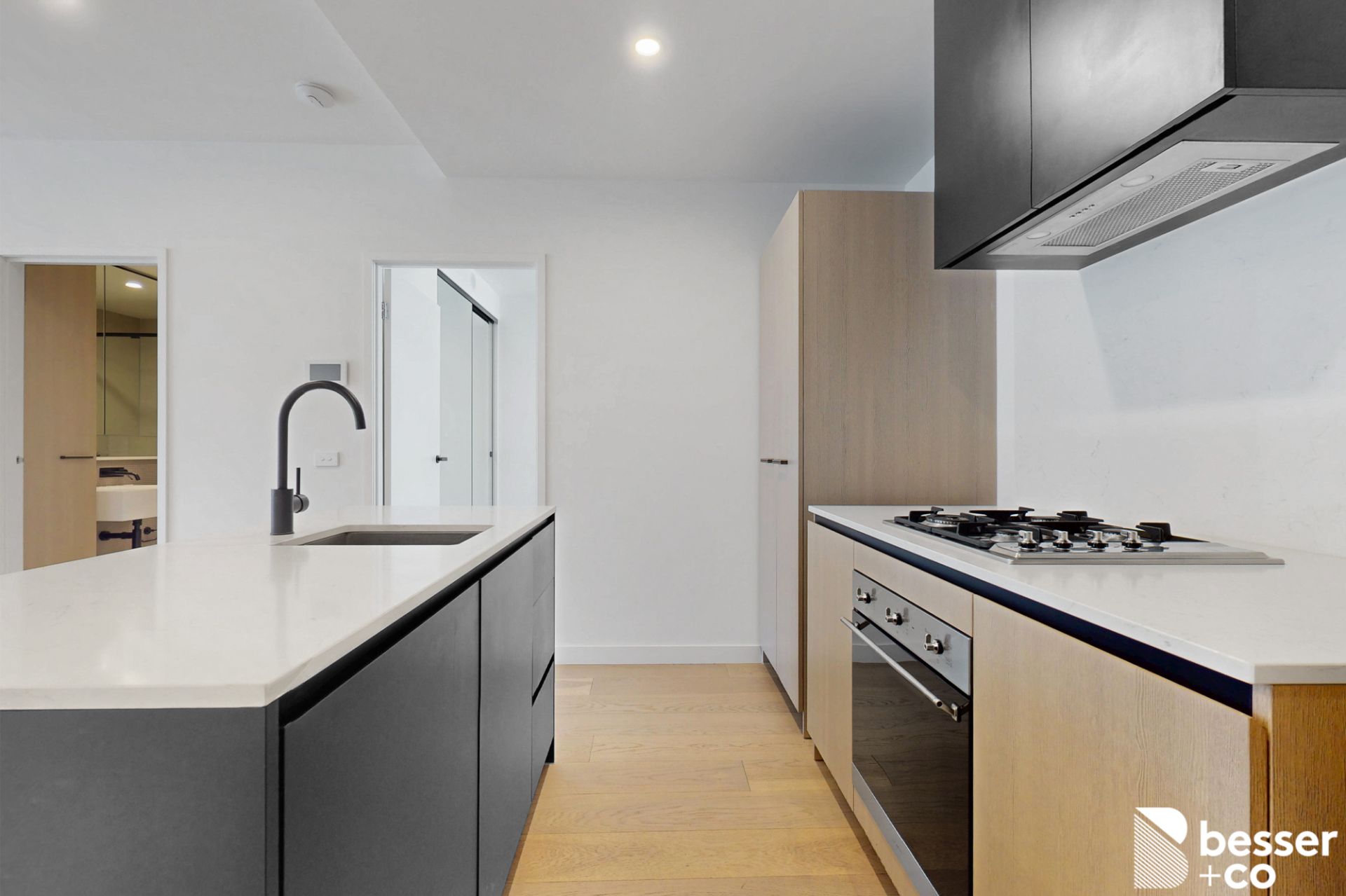 212/39 Park Street, South Melbourne - Thumbnail 4