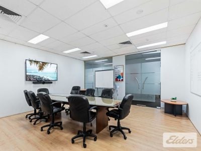 PRIME 690M2 OFFICE SPACE!