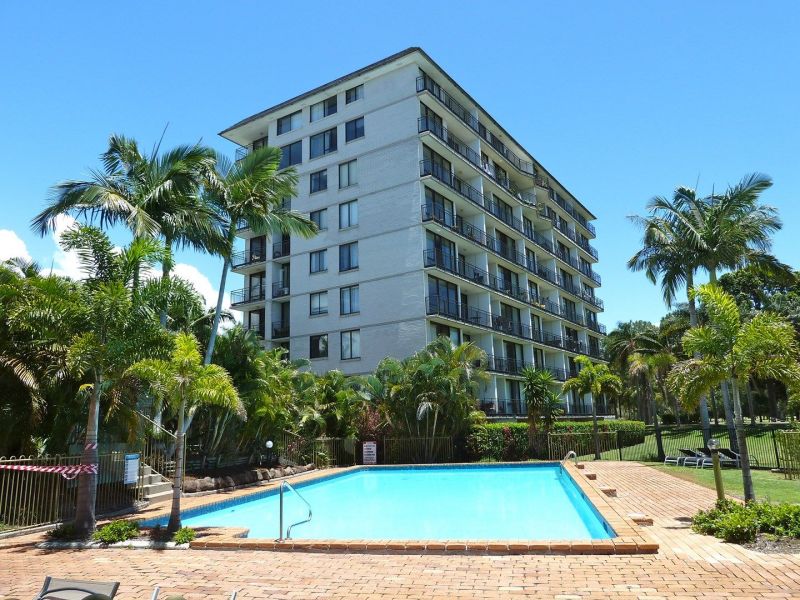 6/13-27 Fairway Drive, Clear Island Waters
