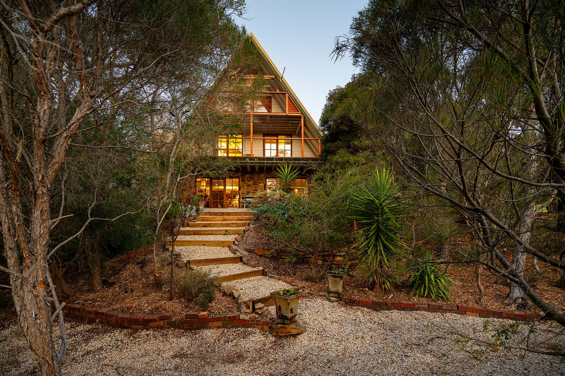 2 Amos Street, Fryerstown - Thumbnail 2