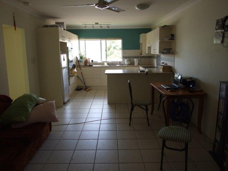 2/13 Tarcoola Avenue MOOLOOLABA QLD, Mooloolaba - Thumbnail 3