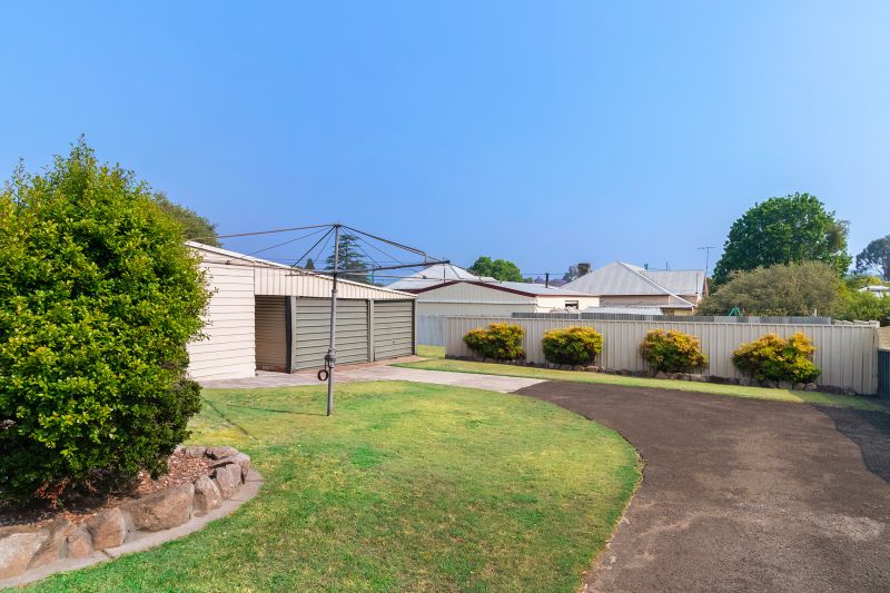 Real Estate For Sale 28 Fifth Street Weston , NSW