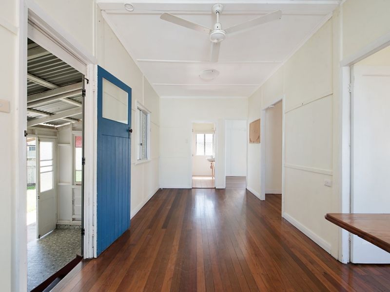 Real Estate For Sale 108 Landsborough Parade Golden Beach , QLD