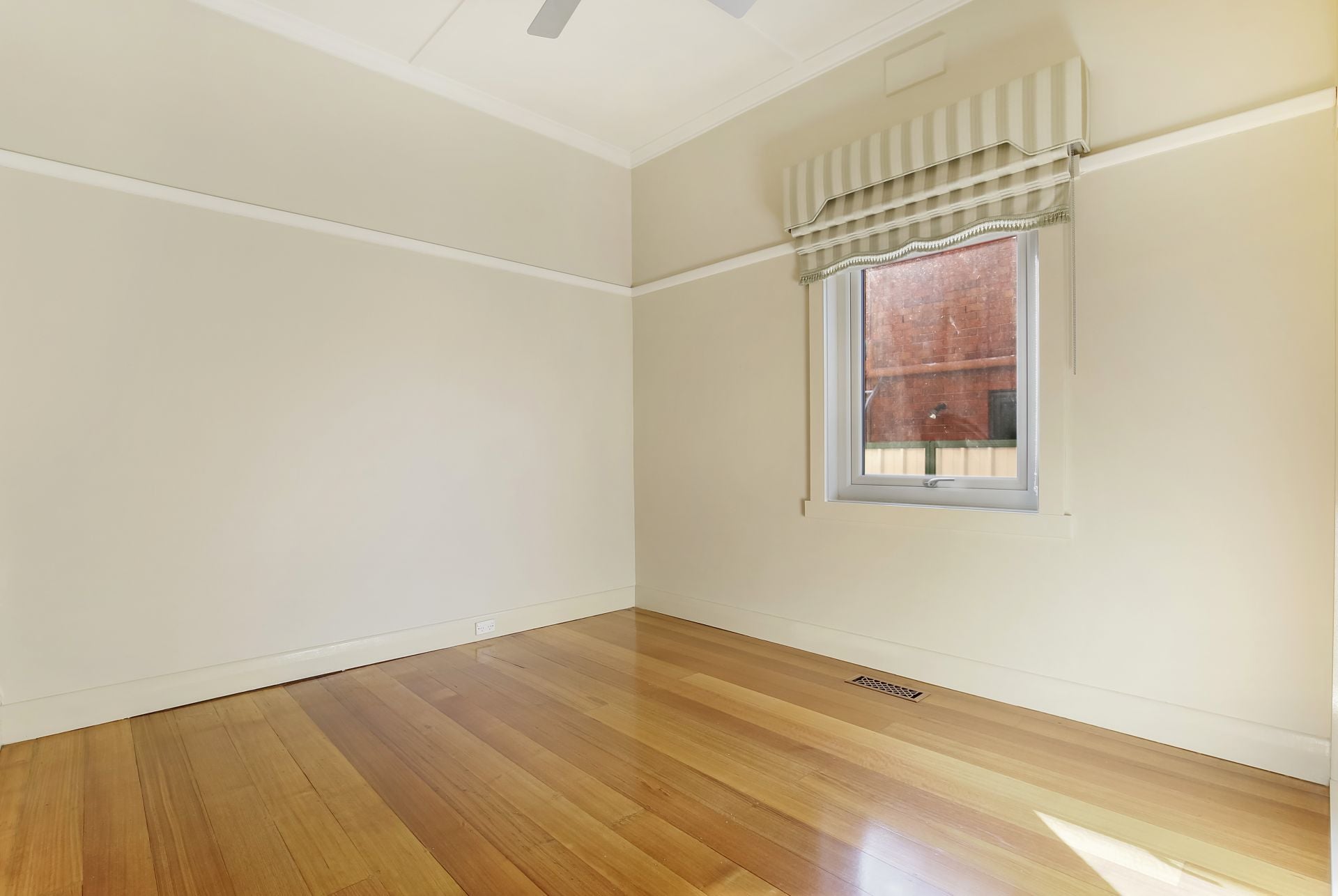 Perfectly positioned family home!