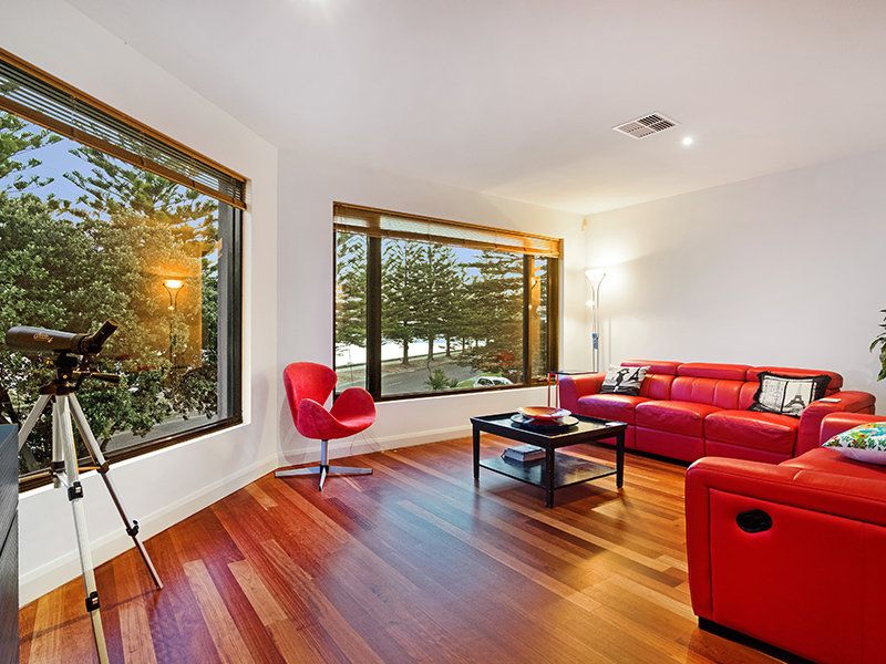 2/259 Esplanade, Altona - Thumbnail 3