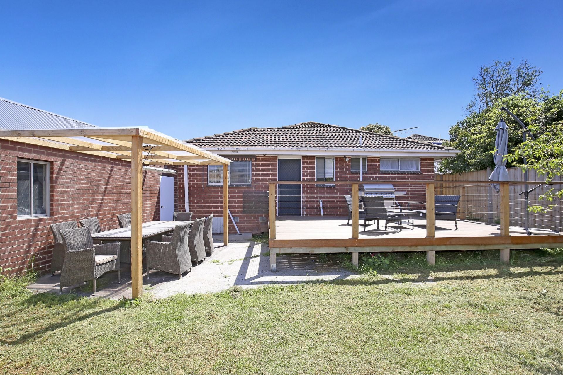 TASTEFULLY UPDATED - 6 month lease option