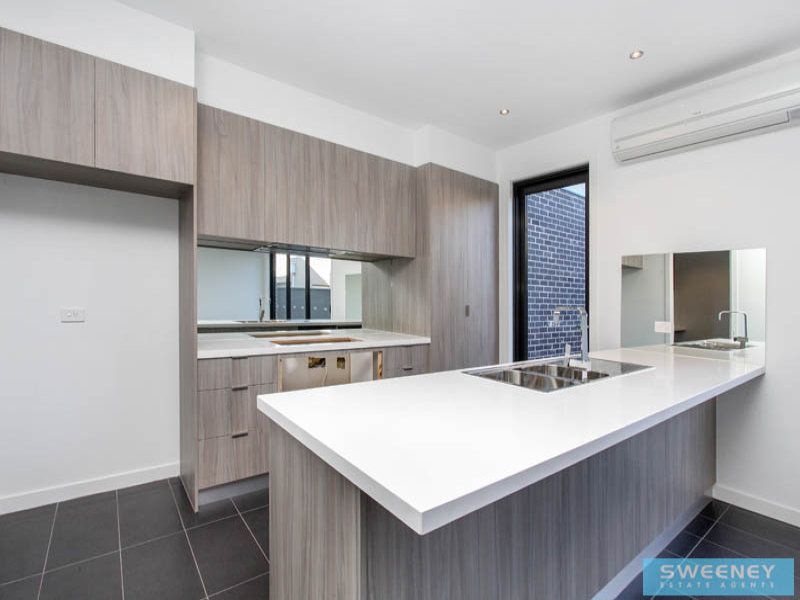 118 The Esplanade, Caroline Springs - Thumbnail 5