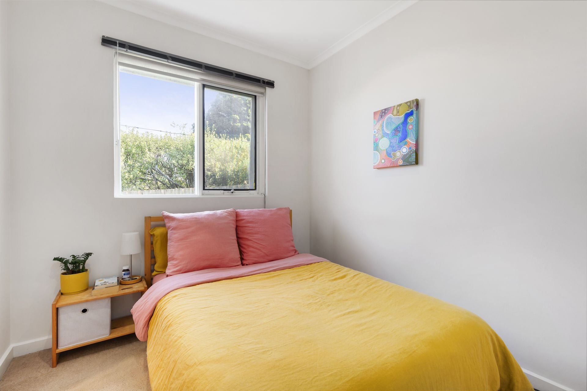 Exceptionally Located Unit in Northcote's Most Desirable Area