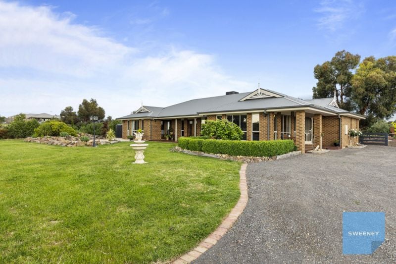 55 Riverview Drive, Hopetoun Park - Image 1