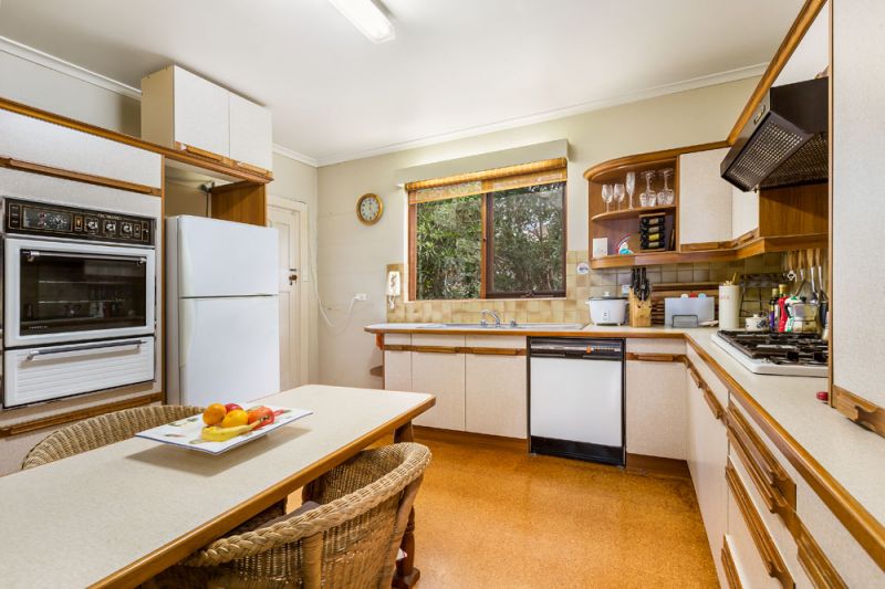 1 and 1A Marlborough Avenue, Camberwell - Thumbnail 4