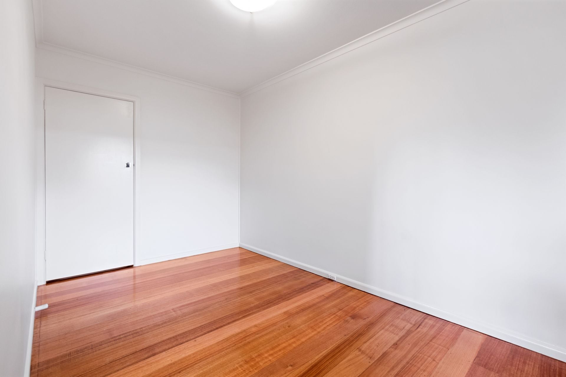 ONE WEEKS FREE RENT!!!