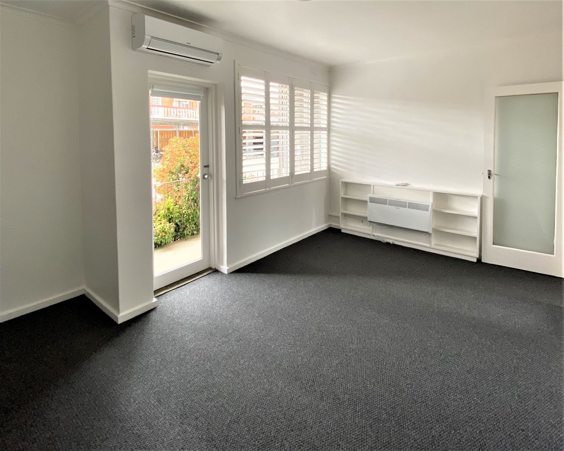 Spacious 2 bedroom apartment!