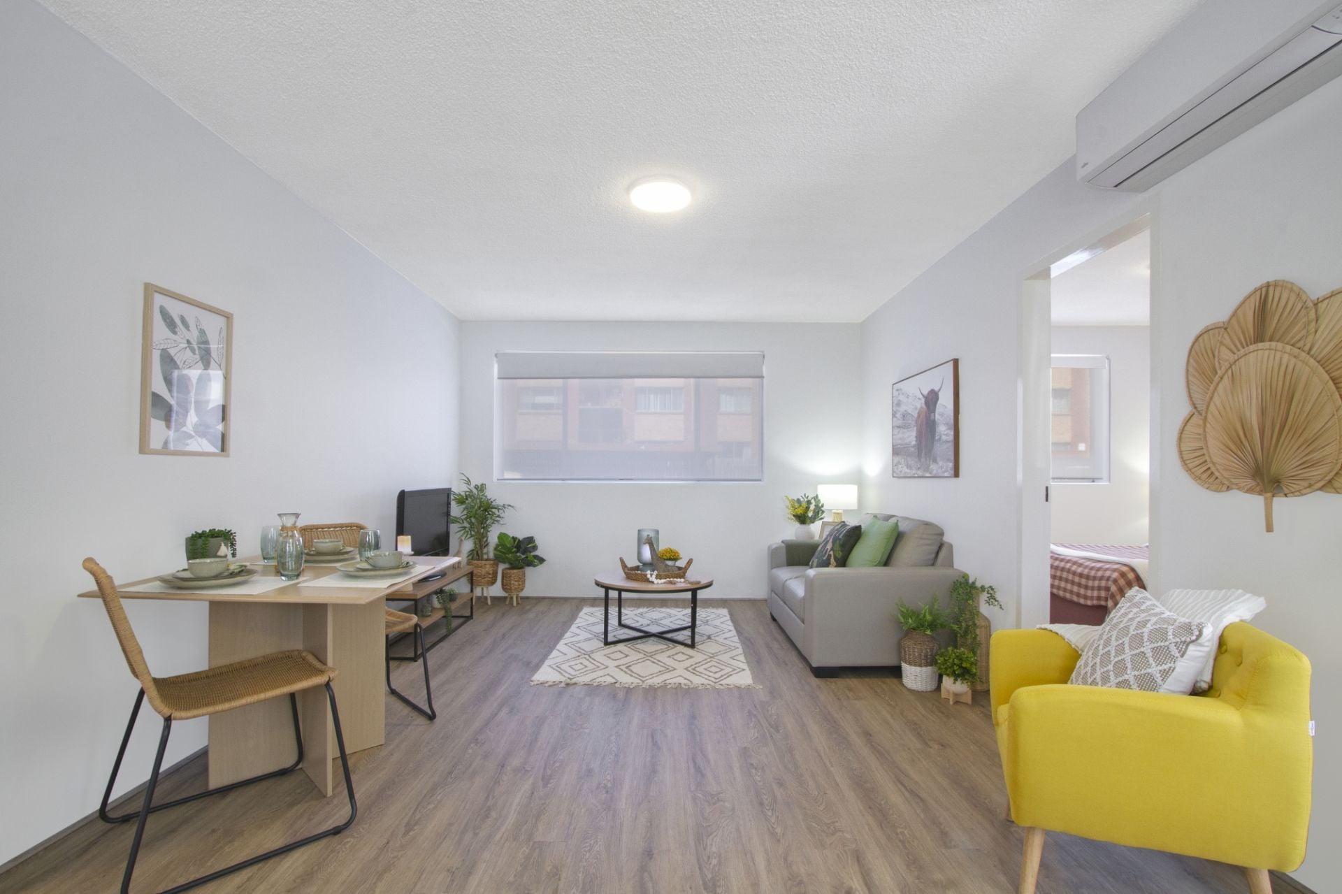 2/5 Young Street Queanbeyan NSW, Queanbeyan - Image 1
