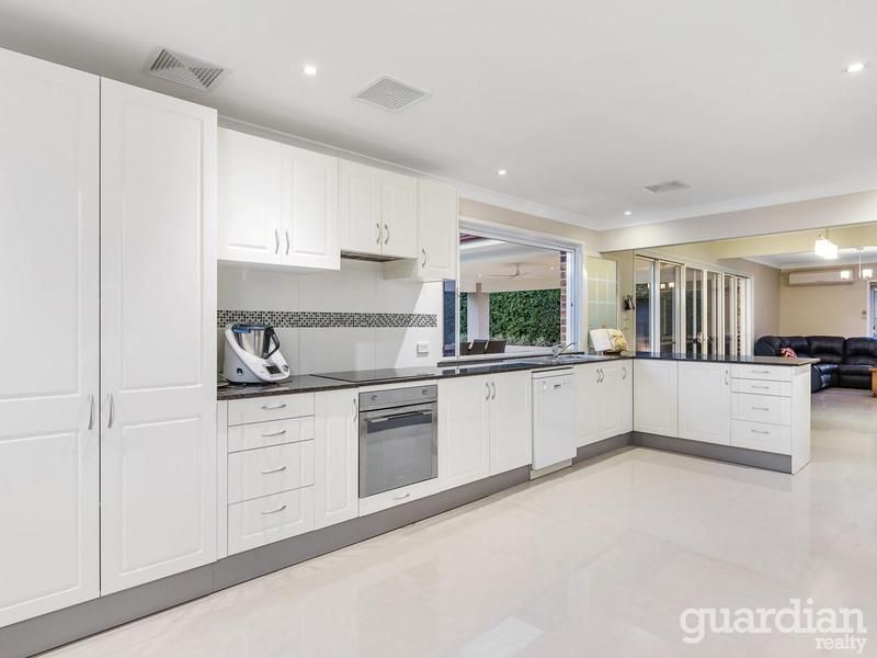 8 Squire Place CASTLE HILL NSW, Castle Hill - Thumbnail 5