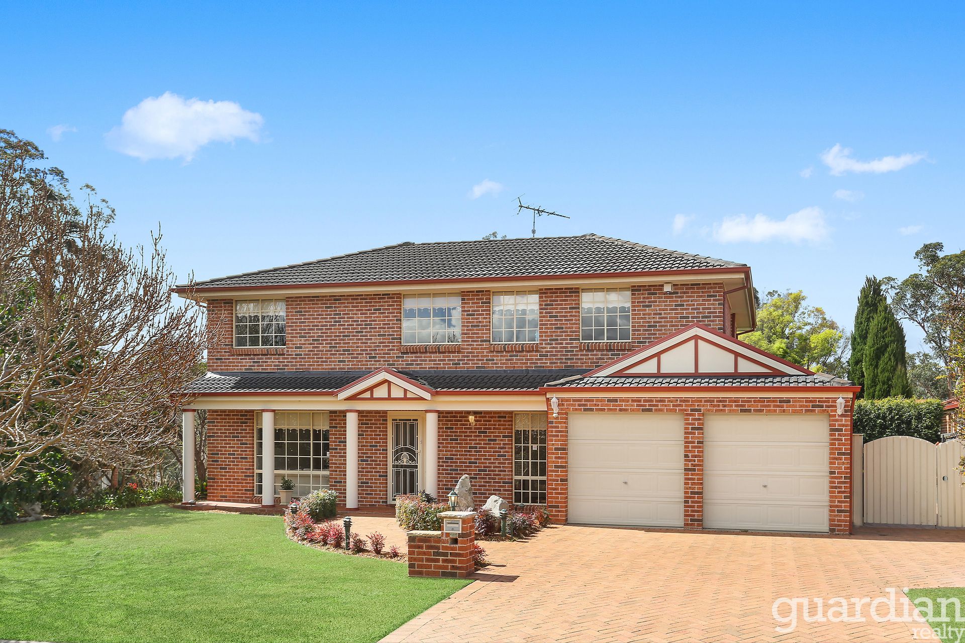 2 Erinleigh Court Kellyville NSW, Kellyville - Thumbnail 2