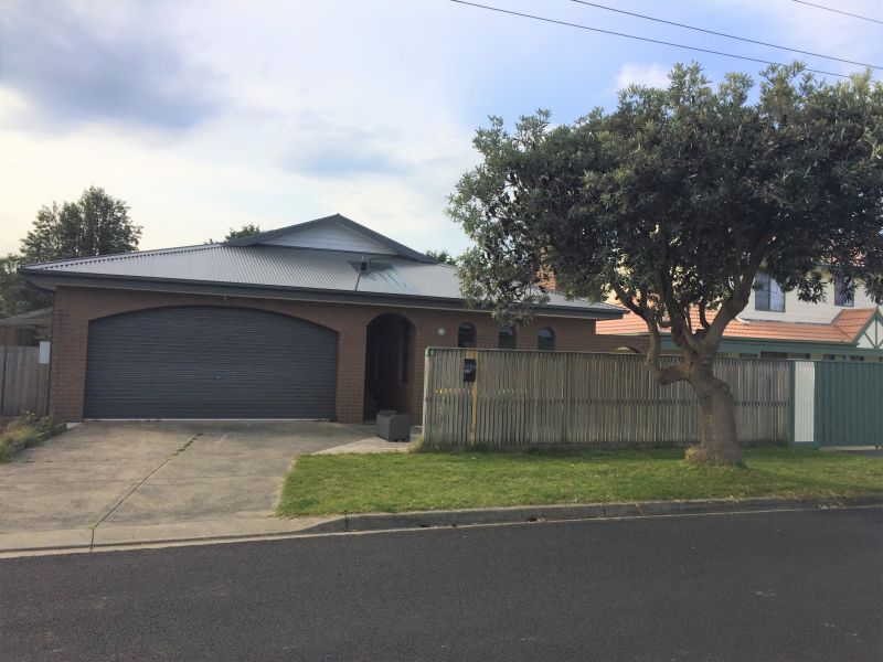 9 Loch Ard Drive, Ocean Grove VIC 3226