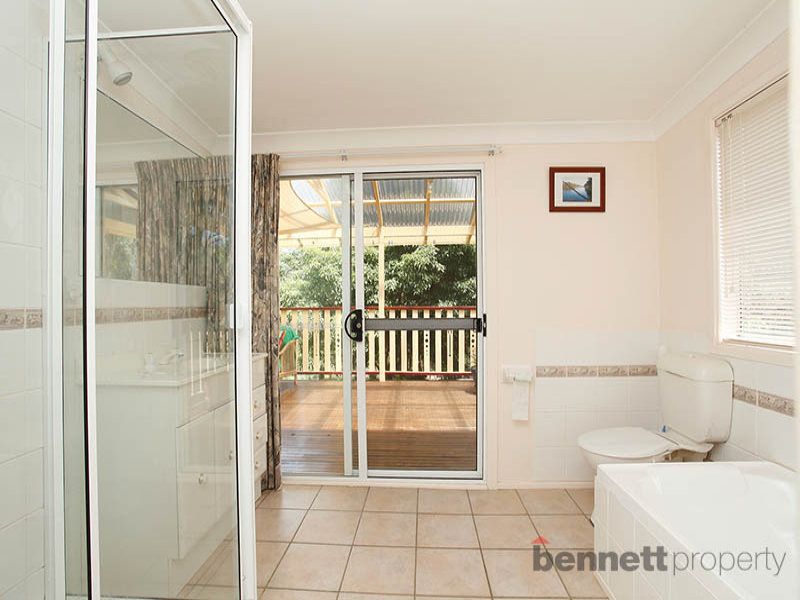 300 Lieutenant Bowen Drive, Bowen Mountain - Thumbnail 8