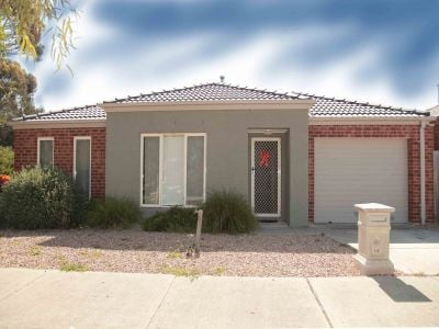 18 Fitzgerald Drive SOUTH MORANG, South Morang - Thumbnail 8