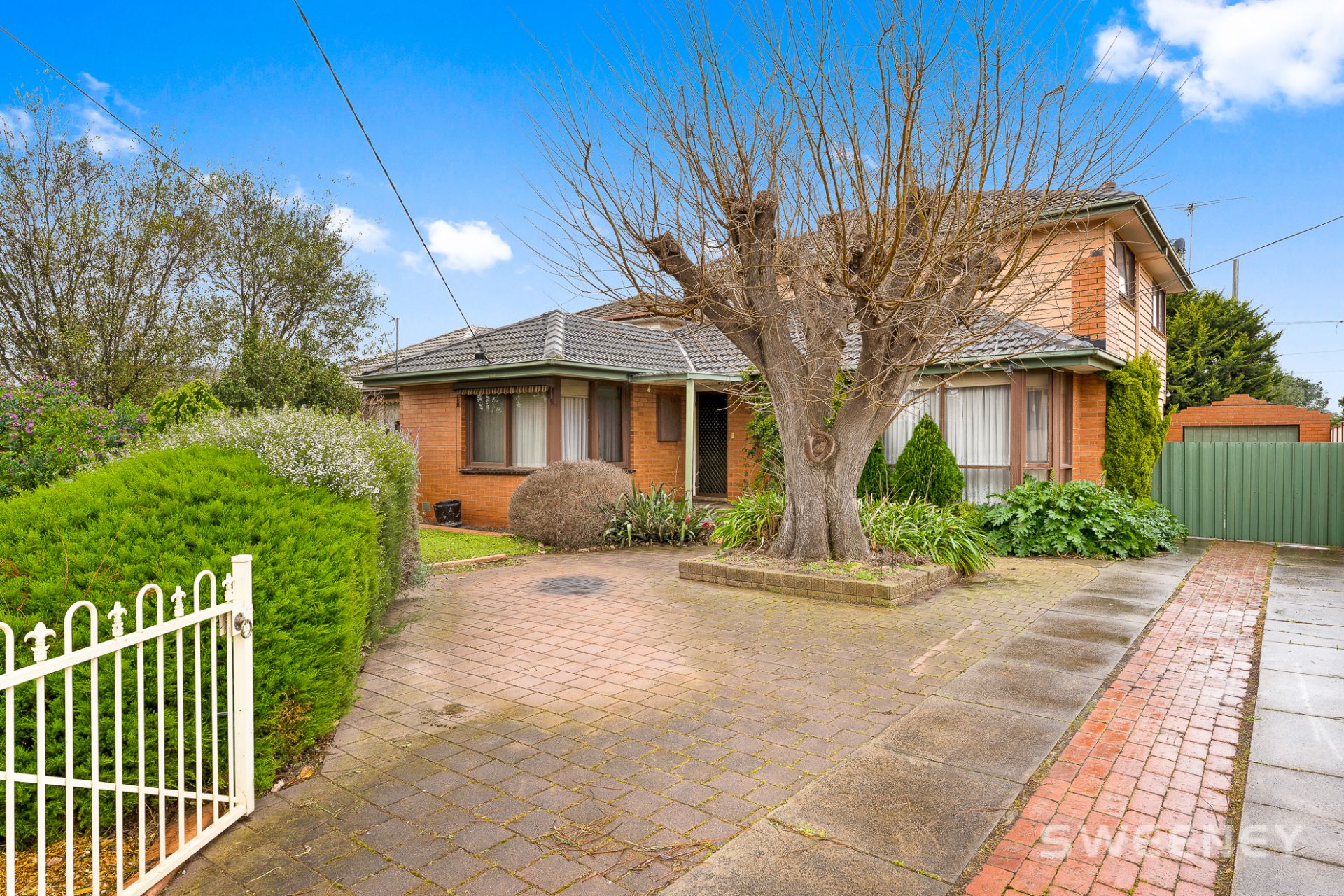 93 Waters Drive, Seaholme - Thumbnail 2