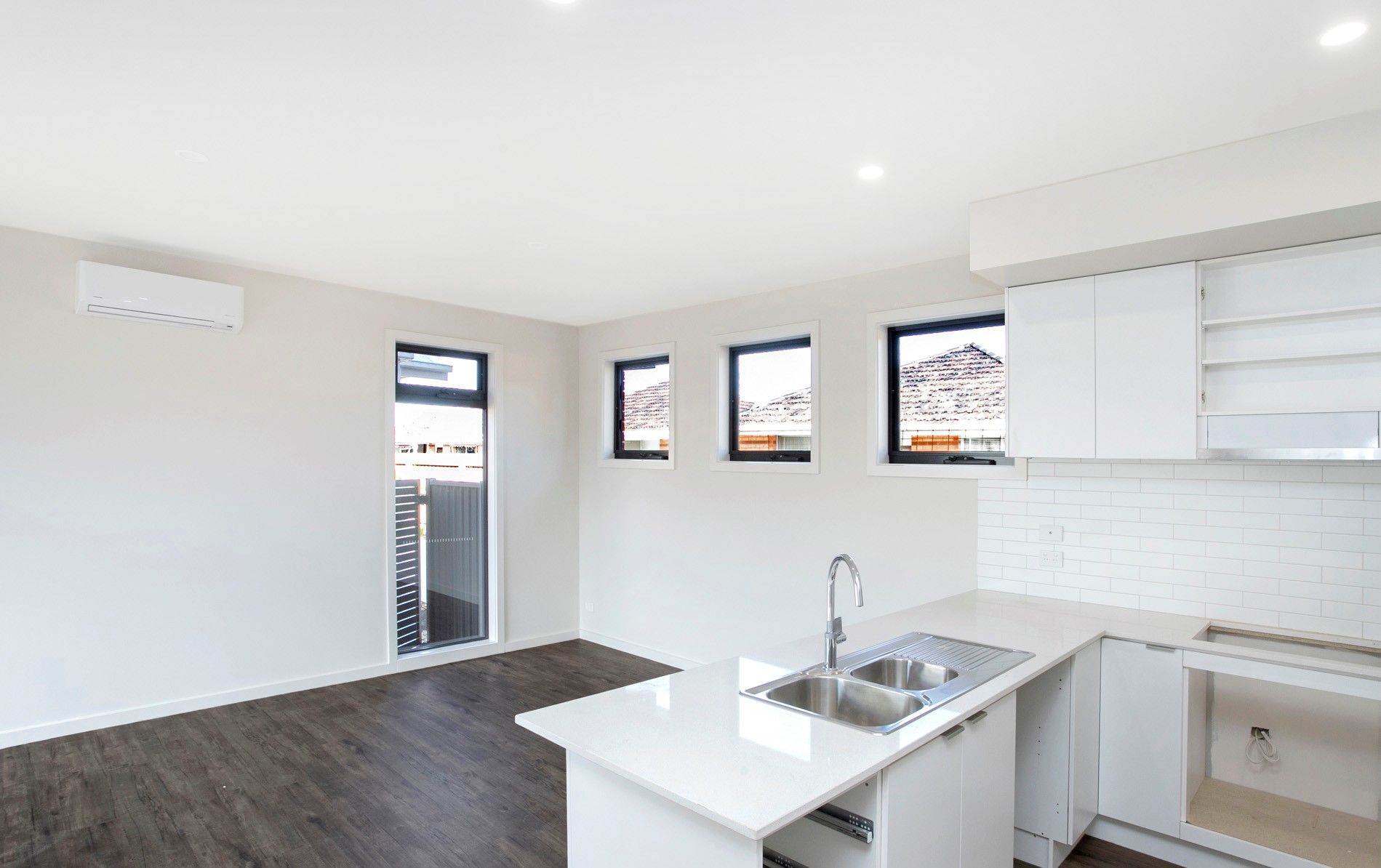 1/1 Stanhope Street West Footscray VIC, West Footscray - Thumbnail 3