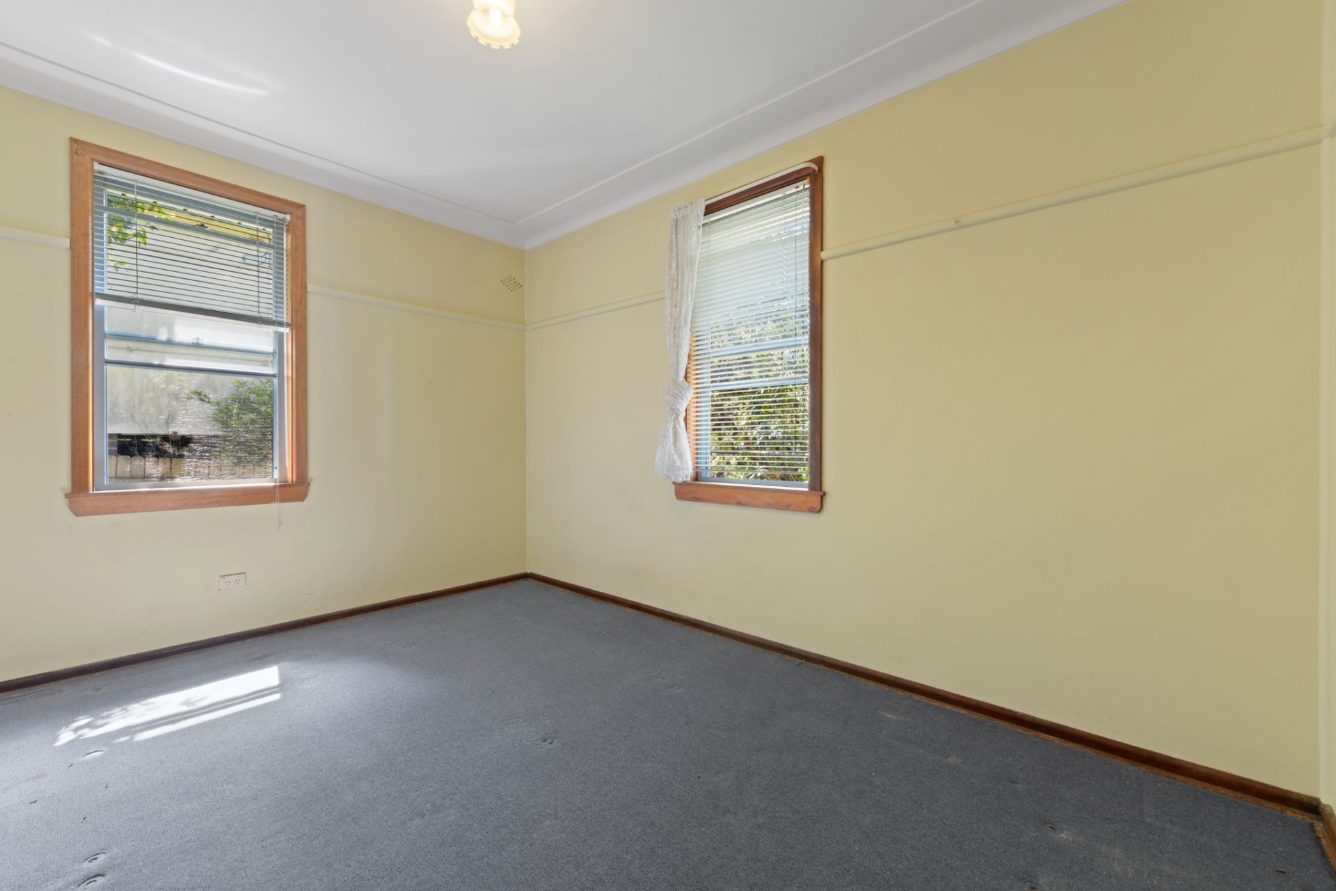 Real Estate For Lease 51 Brand Street Carlingford , NSW