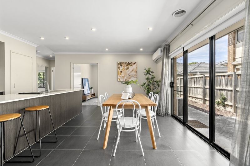 17 Prilep Heights, Lalor