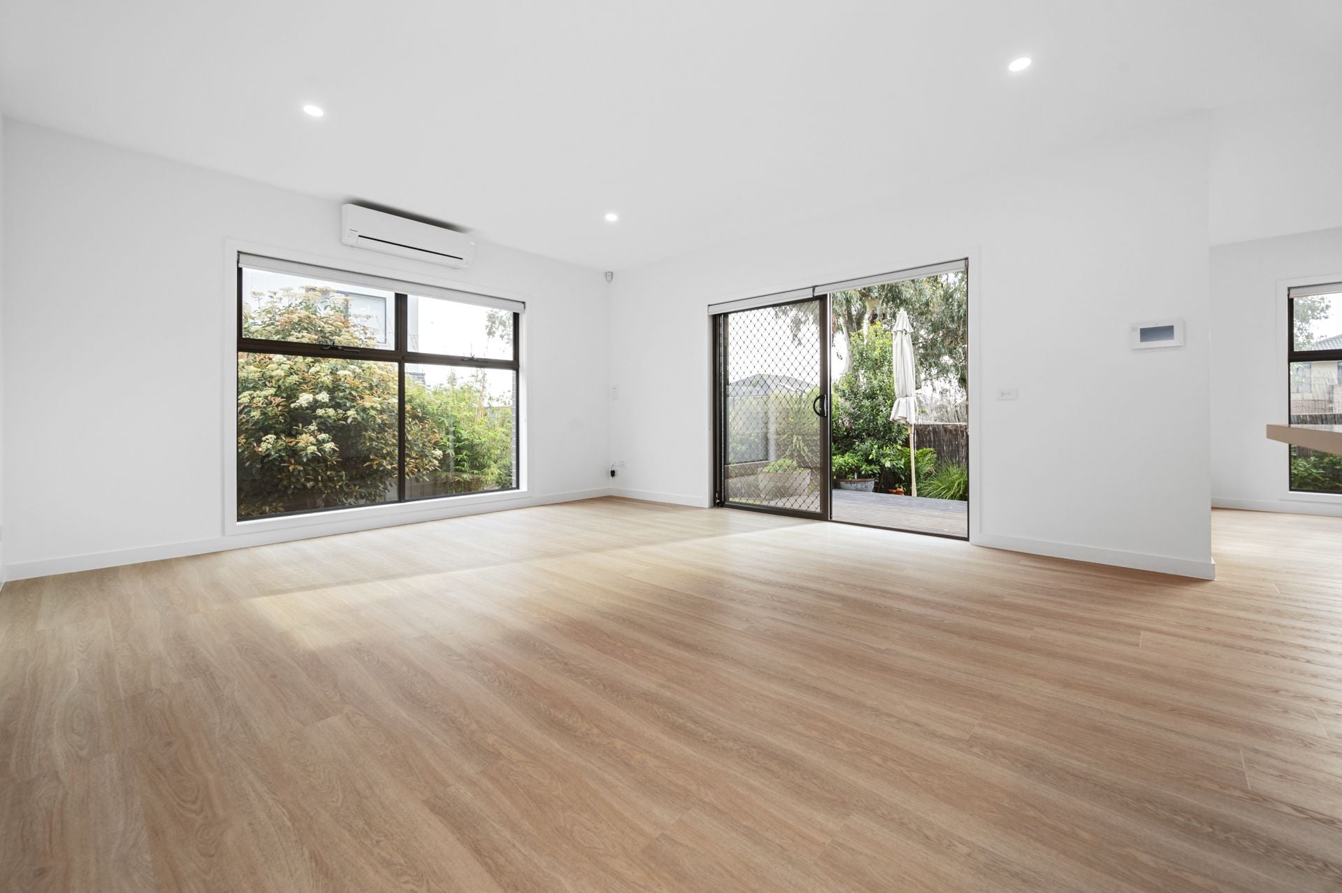 PRISTINE TOWNHOUSE