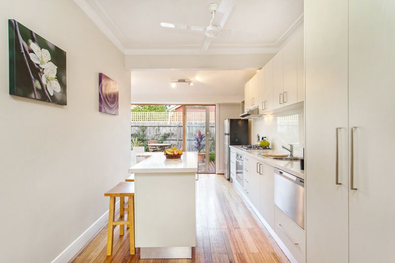 21 Corris Street, Yarraville - Thumbnail 4