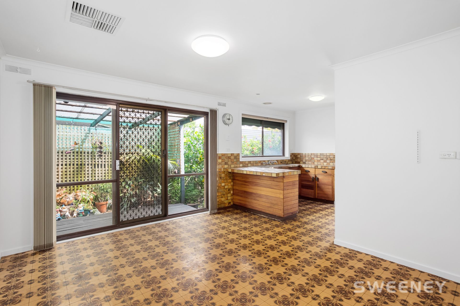 15 James Avenue, Seaholme - Thumbnail 3