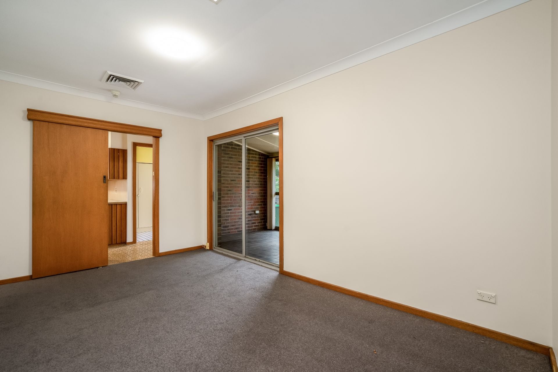 2 Chelston Close Charlestown NSW, Charlestown - Thumbnail 6