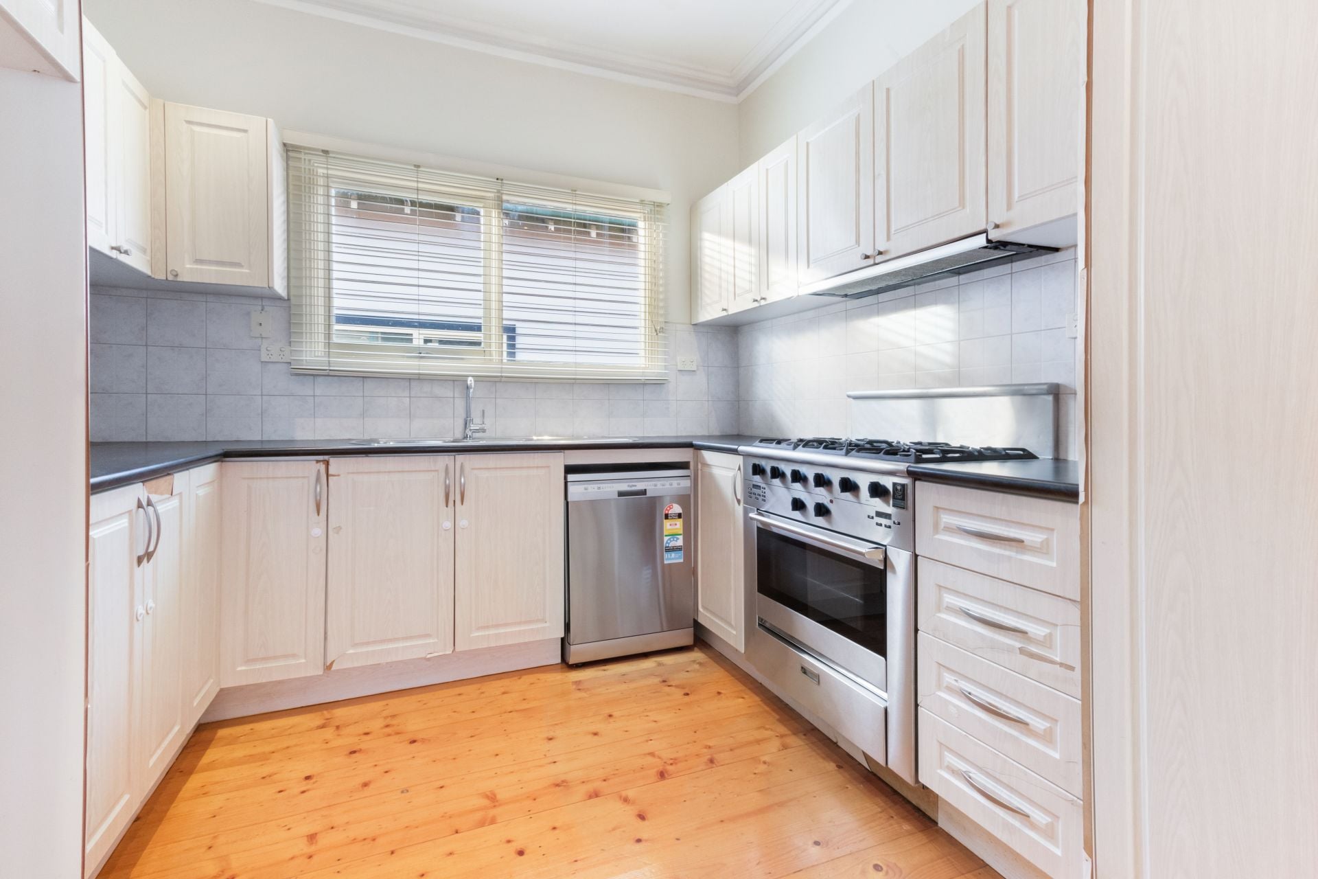 BEAUTIFULLY PRESENTED, METICULOUSLY MAINTAINED