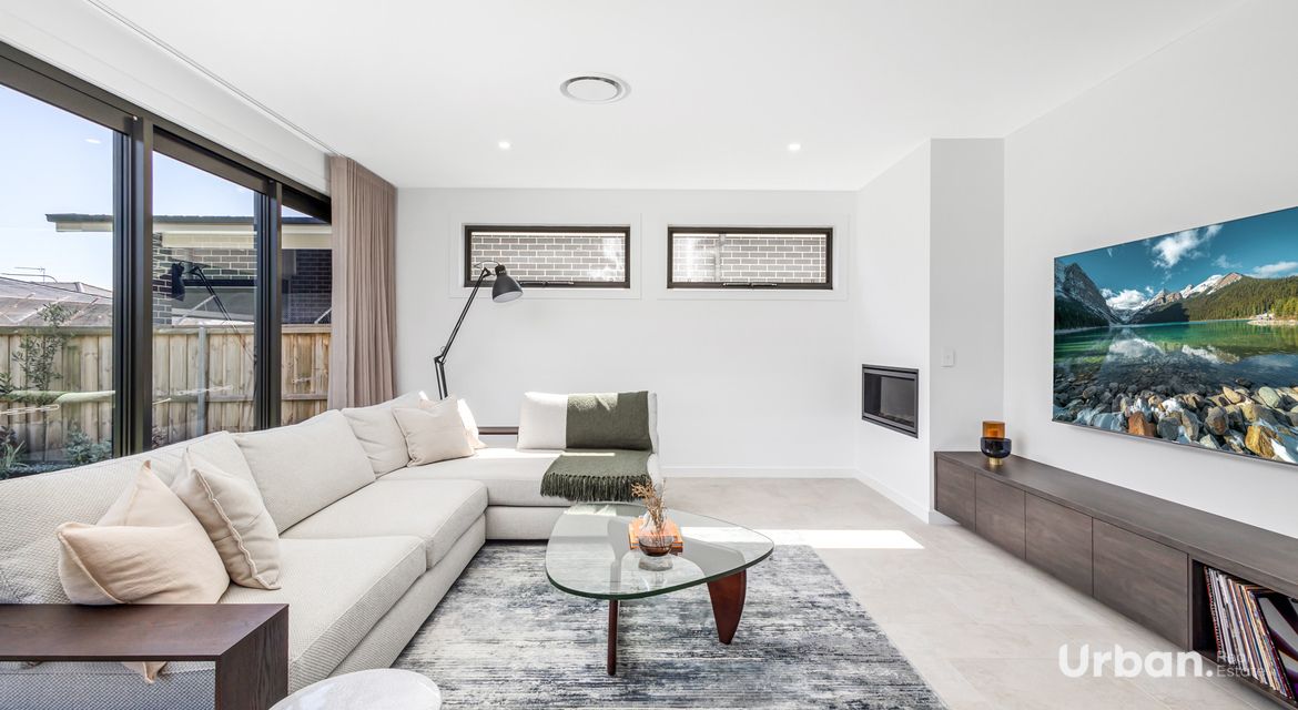 Colebee 1 Camira Place