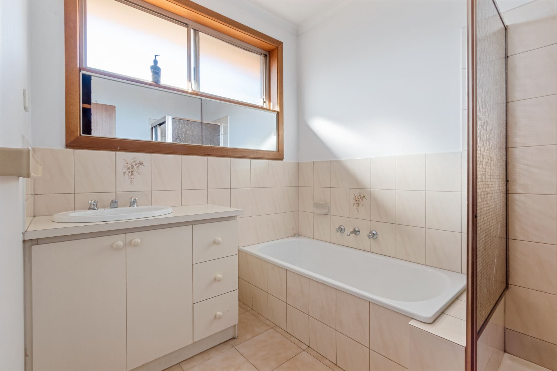 WHERE LOCATION MEETS CONVENIENCE