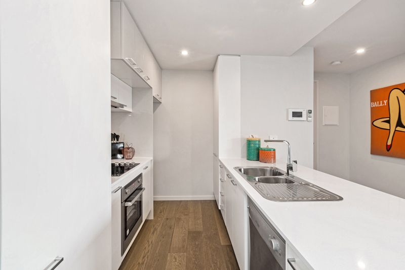 201/141 Stephen Street, Yarraville - Thumbnail 6