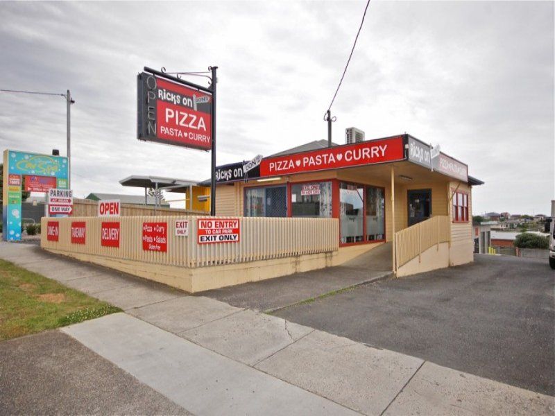 18 Don Road, DEVONPORT