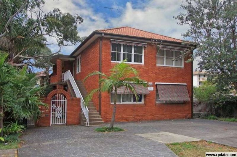 8 Nerang Road