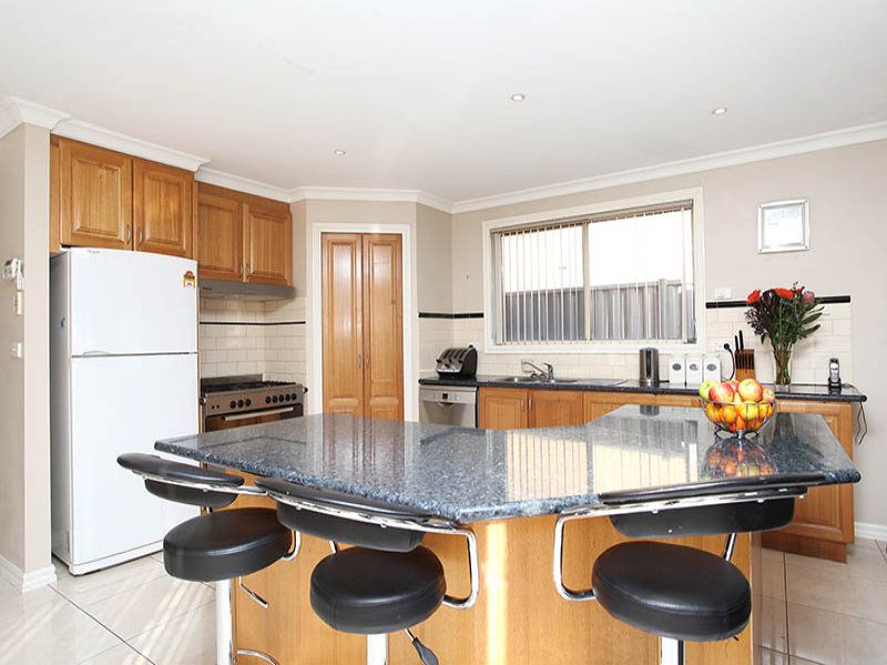 44 Bushy Park Avenue, Caroline Springs - Thumbnail 3