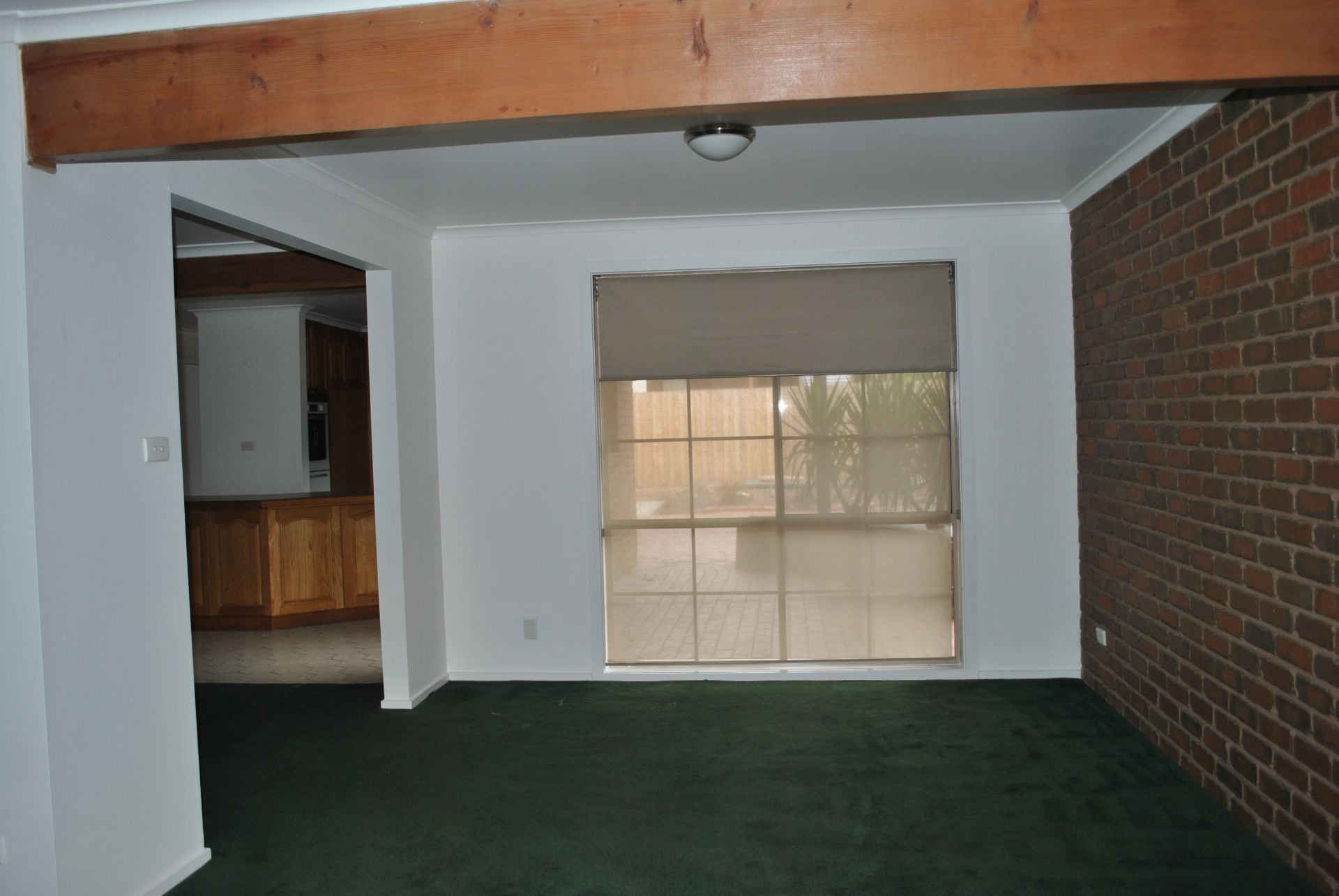 PERFECTLY LOCATED FAMILY HOME!!!