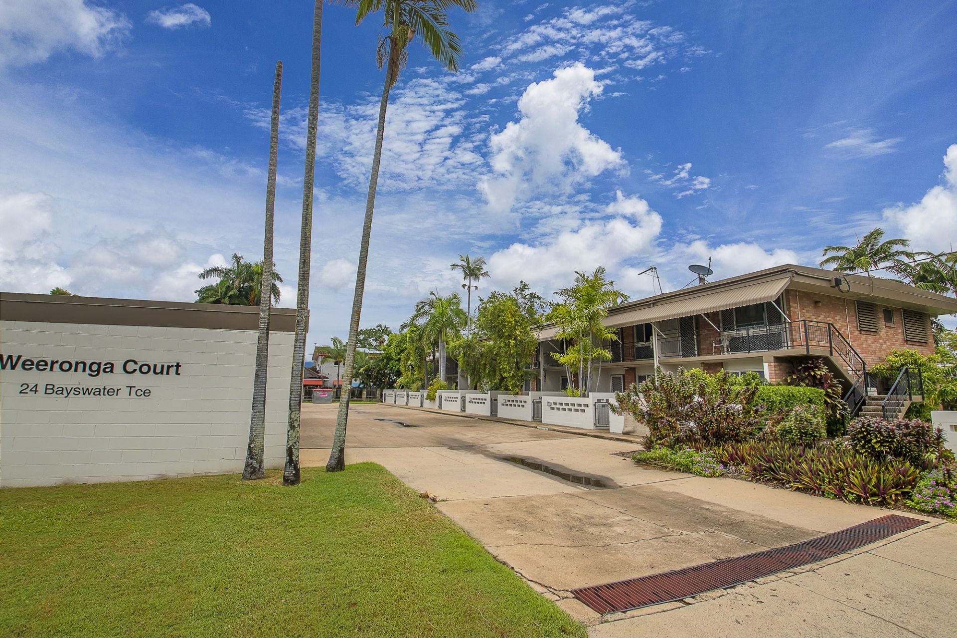 2/24 Bayswater Terrace, Hyde Park Harcourts Kingsberry Townsville
