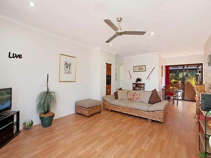 3/48 Cyclades Crescent CURRUMBIN WATERS QLD, Currumbin Waters - Thumbnail 2