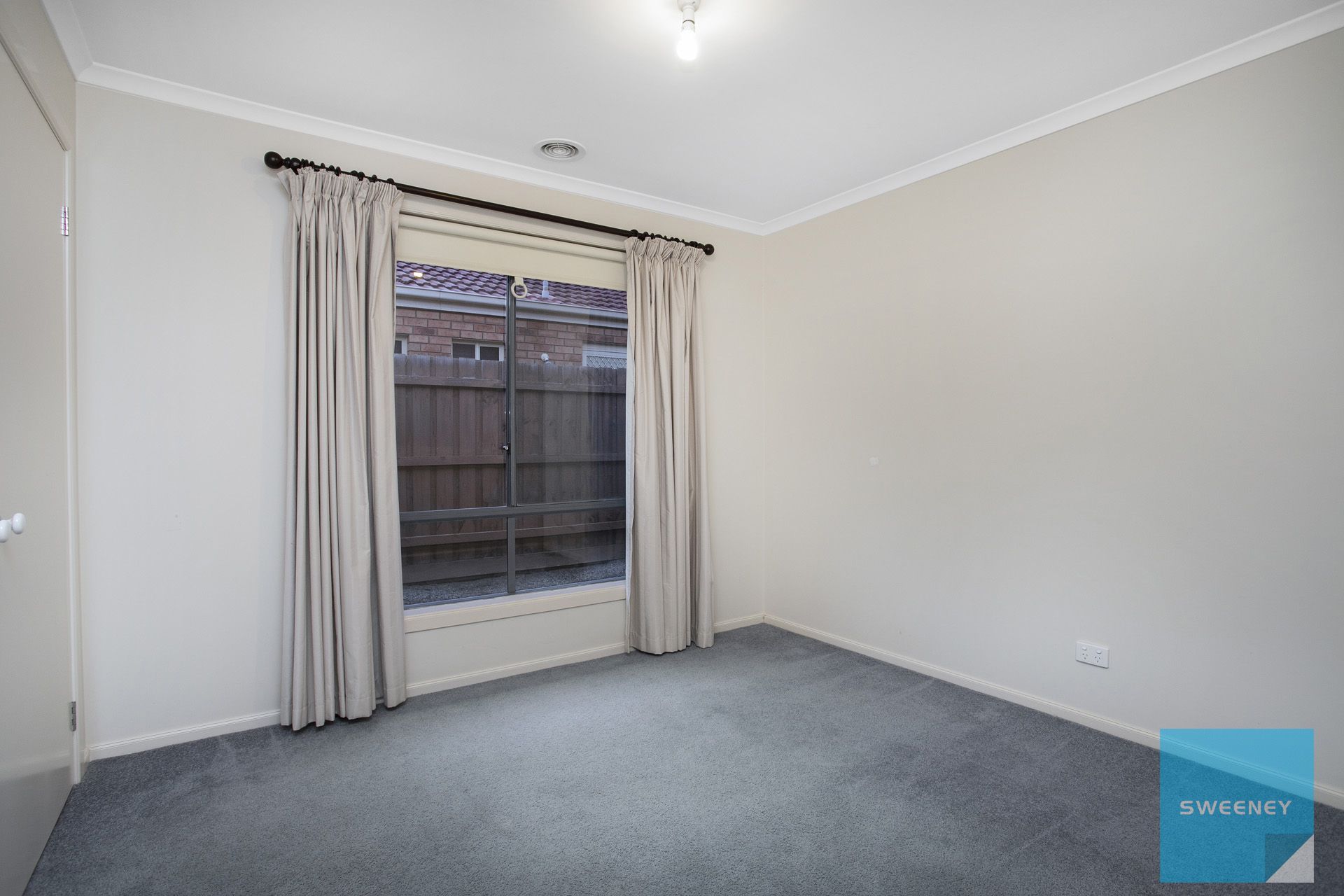 51 Timele Drive, Hillside - Thumbnail 8
