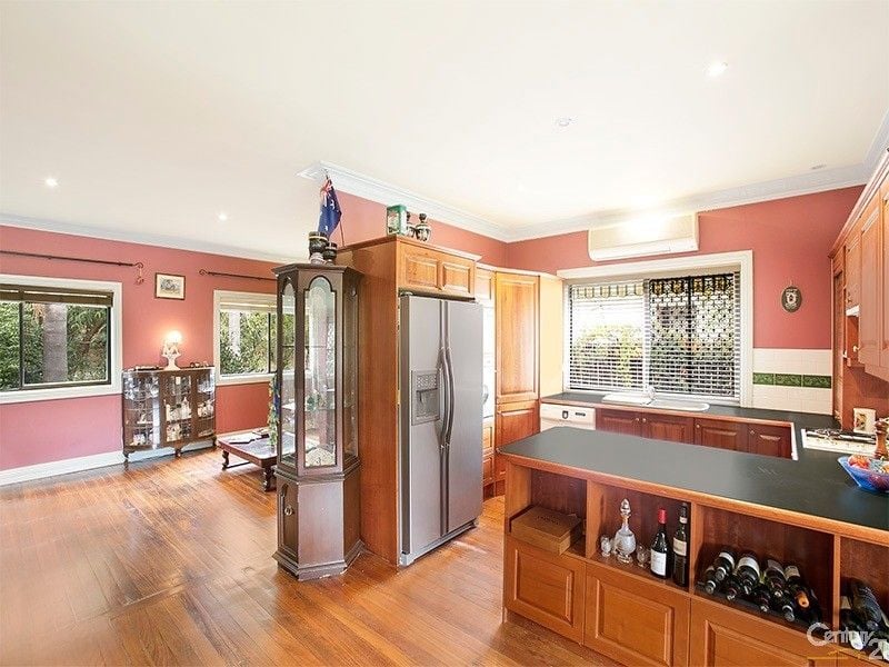 9 Minerva Street, KIRRAWEE, Kirrawee - Thumbnail 2
