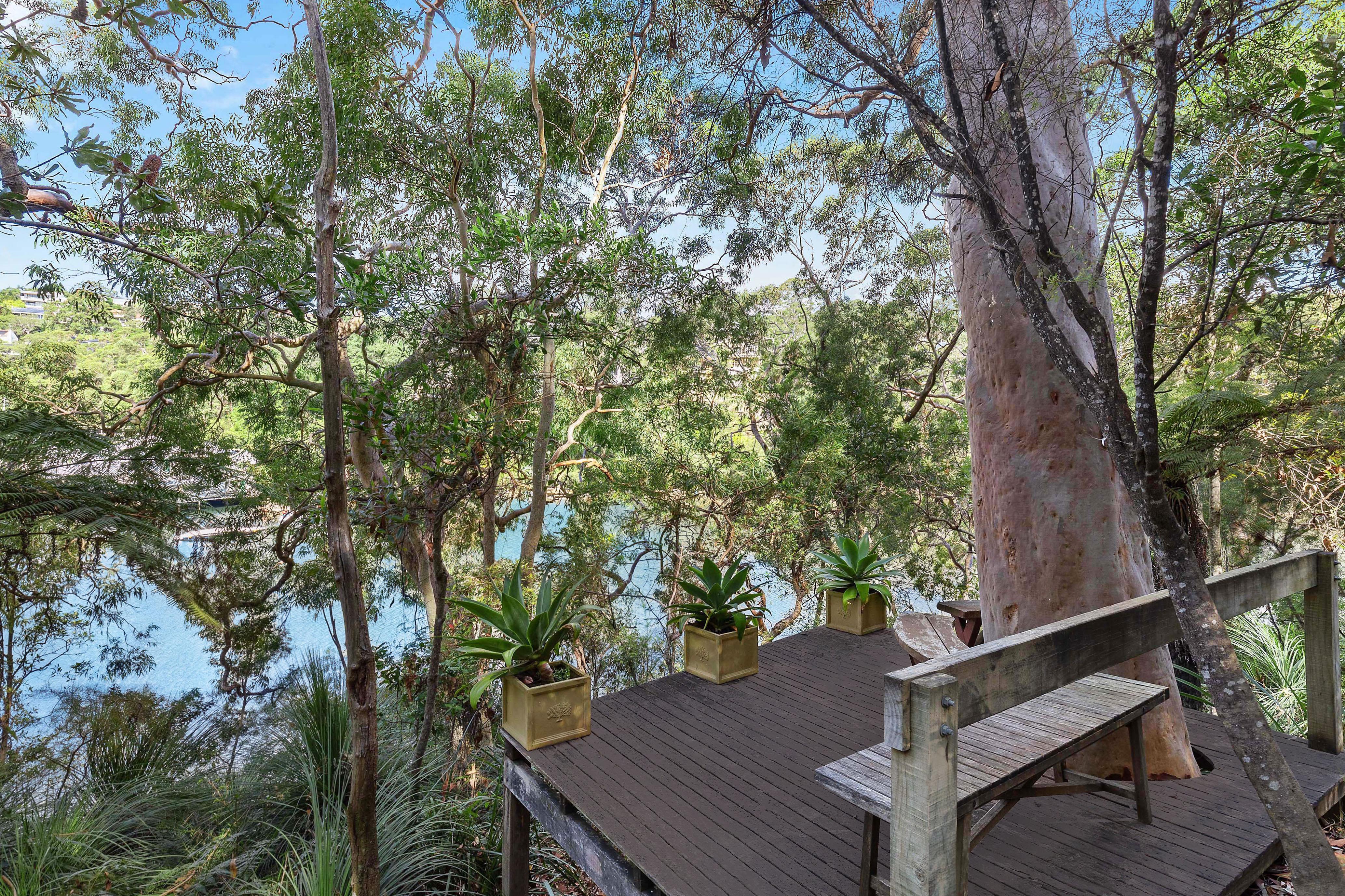 10 Rockley Street Castlecrag 2068