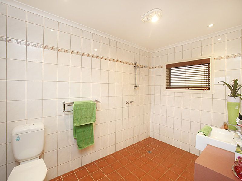 10 Rosebery Street, Altona Meadows - Thumbnail 7