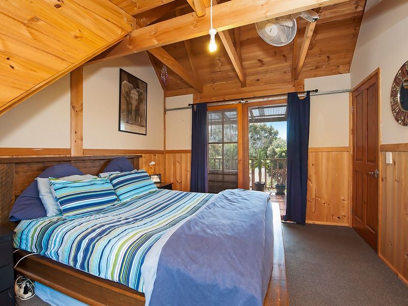 17 Ocean Park Drive, Marengo - Thumbnail 6