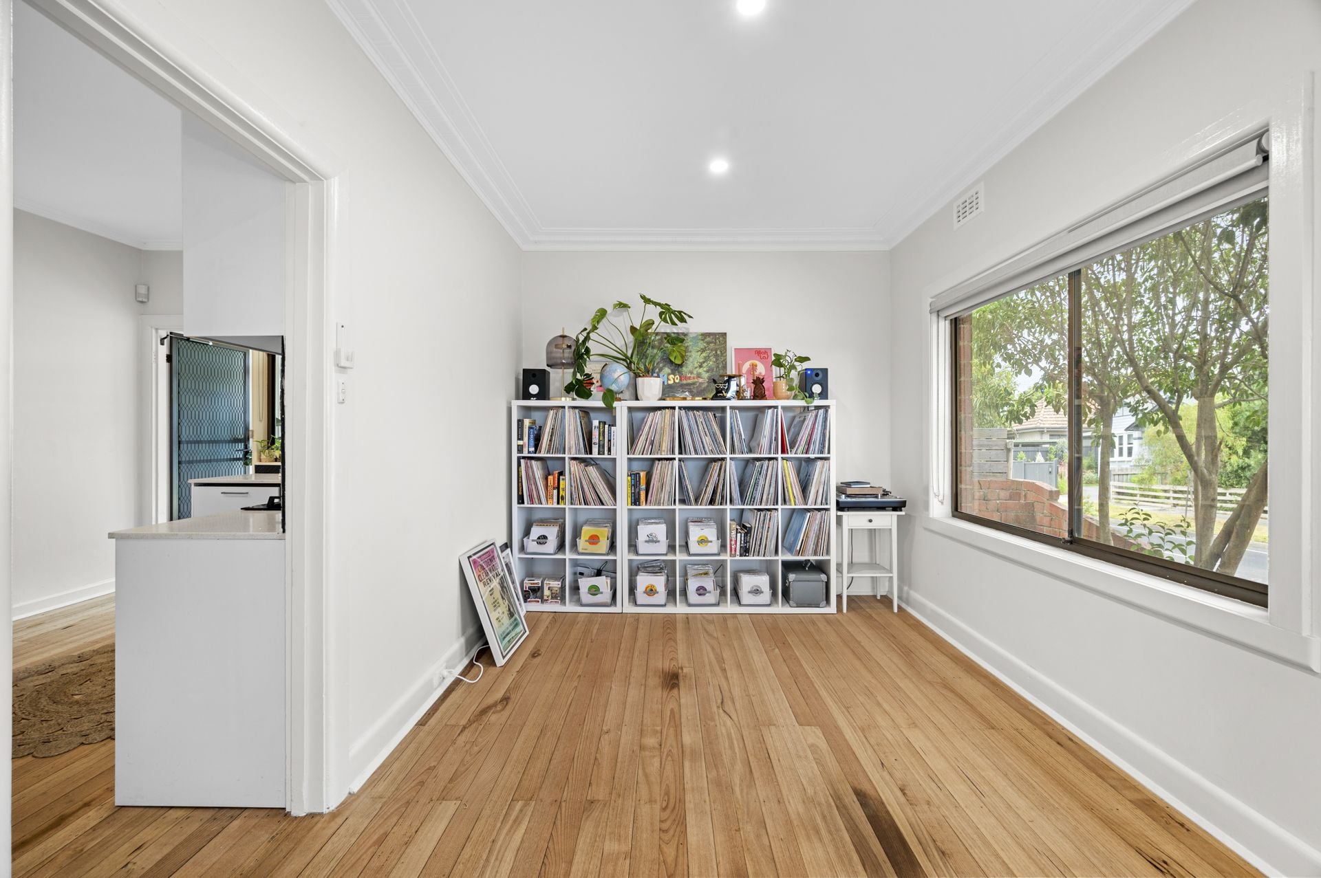 BEAUTIFUL FAMILY HOME - GREAT LOCATION